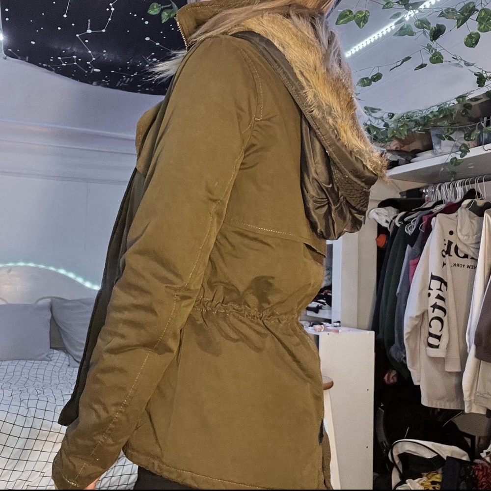 ZARA army green utility winter jacket w/ fur